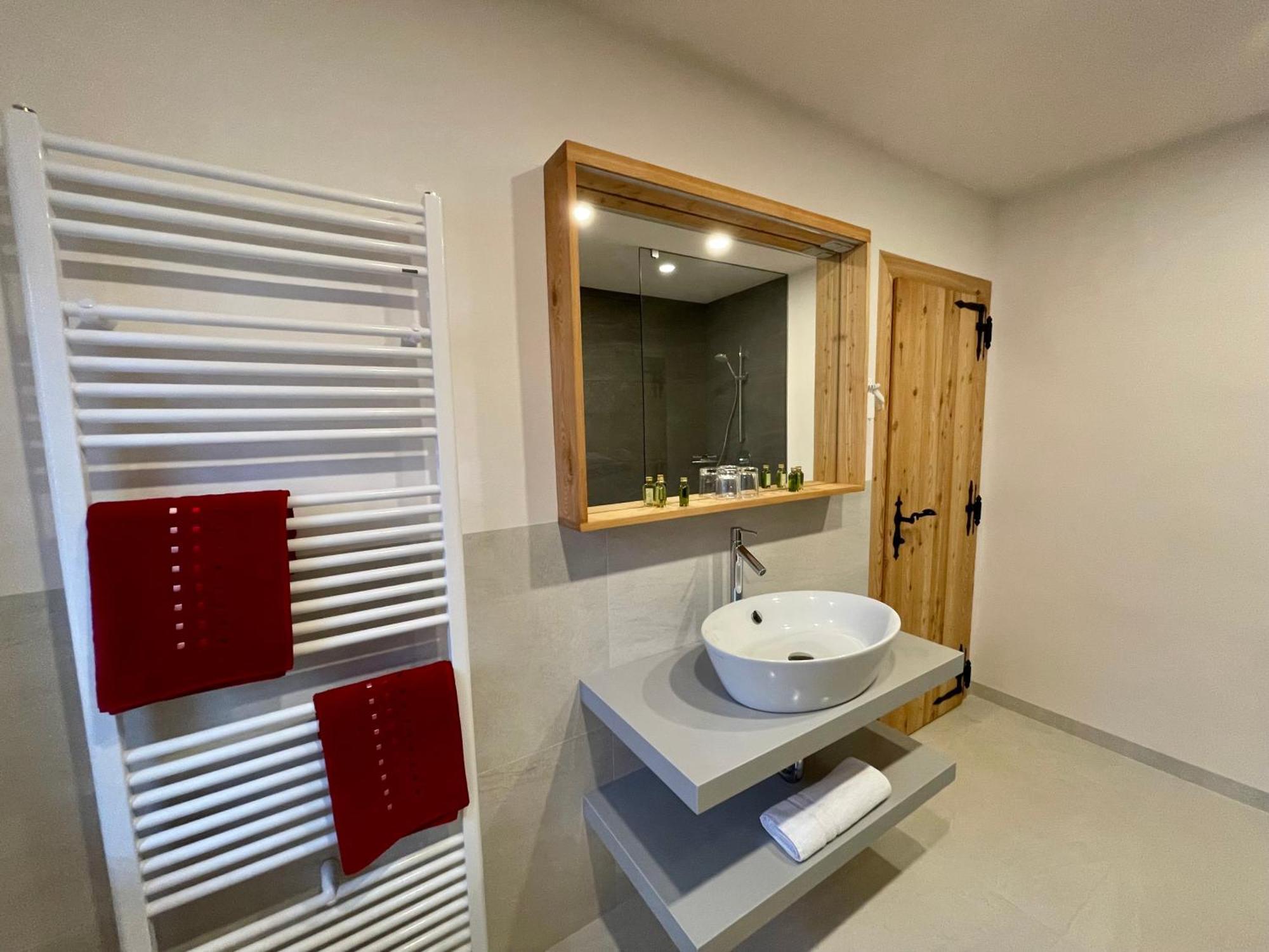 Hotel Surc ครานสกา โกรา ภายนอก รูปภาพ